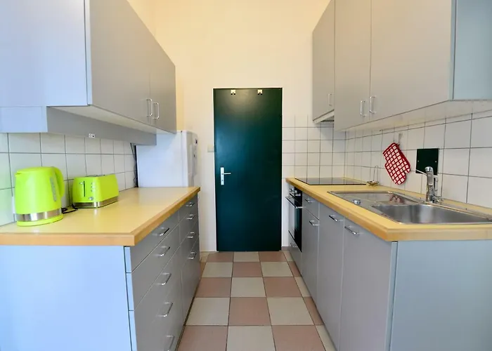 Quiet&green, With Terrace Apartment Wien